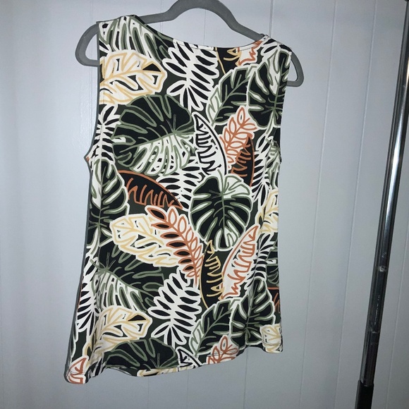 JM Studio botanical print drape neck top Sz L sleeveless - Picture 3 of 5
